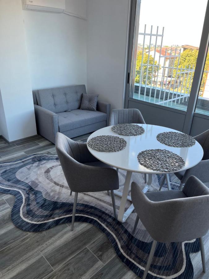 Ari Apartment Bulevardul Mamaia คอนสตันซา ภายนอก รูปภาพ